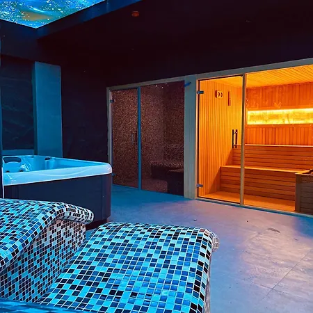 Mozaik & - Modern 4-star With Exclusive Private Wellness In The Center - Sauna, Jacuzzi, Turkish Bath - Free Parking, Wi-fi - & *