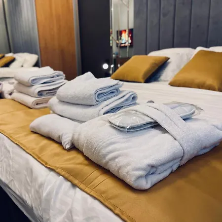 Mozaik & - Modern 4-star With Exclusive Private Wellness In The Center - Sauna, Jacuzzi, Turkish Bath - Free Parking, Wi-fi - & * Cuprija