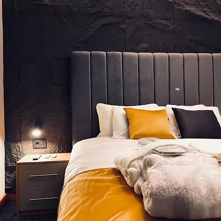Mozaik & - Modern 4-star With Exclusive Private Wellness In The Center - Sauna, Jacuzzi, Turkish Bath - Free Parking, Wi-fi - & Apartment Cuprija