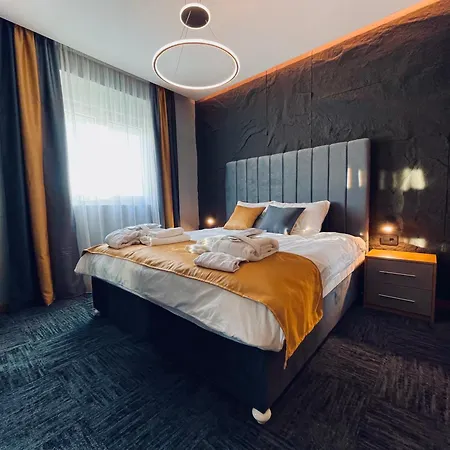 Mozaik & - Modern 4-star With Exclusive Private Wellness In The Center - Sauna, Jacuzzi, Turkish Bath - Free Parking, Wi-fi - & Apartment