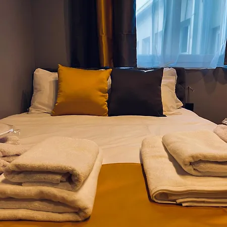 Apartment Mozaik & - Modern 4-star With Exclusive Private Wellness In The Center - Sauna, Jacuzzi, Turkish Bath - Free Parking, Wi-fi - &