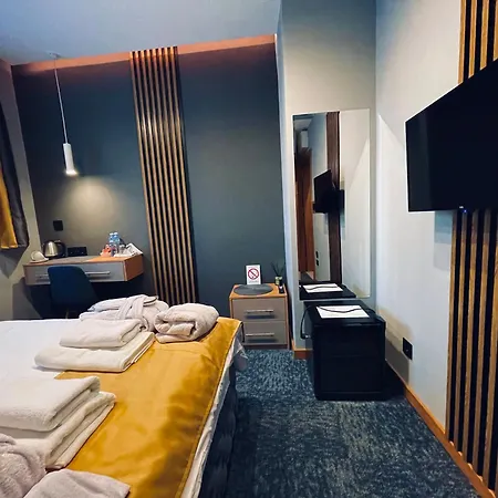 Mozaik & - Modern 4-star With Exclusive Private Wellness In The Center - Sauna, Jacuzzi, Turkish Bath - Free Parking, Wi-fi - & Cuprija
