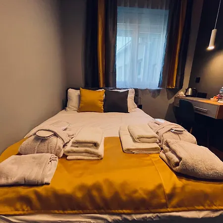 Mozaik & - Modern 4-star With Exclusive Private Wellness In The Center - Sauna, Jacuzzi, Turkish Bath - Free Parking, Wi-fi - & * Cuprija