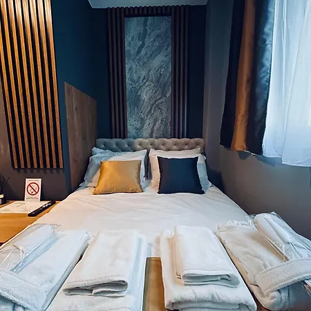 Apartment Mozaik & - Modern 4-star With Exclusive Private Wellness In The Center - Sauna, Jacuzzi, Turkish Bath - Free Parking, Wi-fi - & *