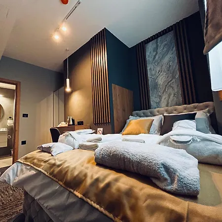 Apartment Mozaik & - Modern 4-star With Exclusive Private Wellness In The Center - Sauna, Jacuzzi, Turkish Bath - Free Parking, Wi-fi - &