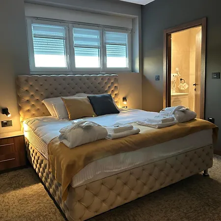 Apartment Mozaik & - Modern 4-star With Exclusive Private Wellness In The Center - Sauna, Jacuzzi, Turkish Bath - Free Parking, Wi-fi - & *